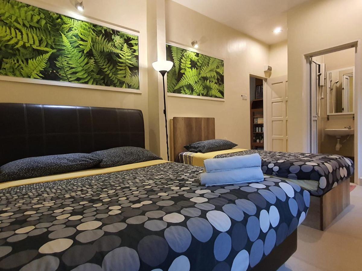 קמרון היילנדס Fathers Guesthouse Bungalow מראה חיצוני תמונה