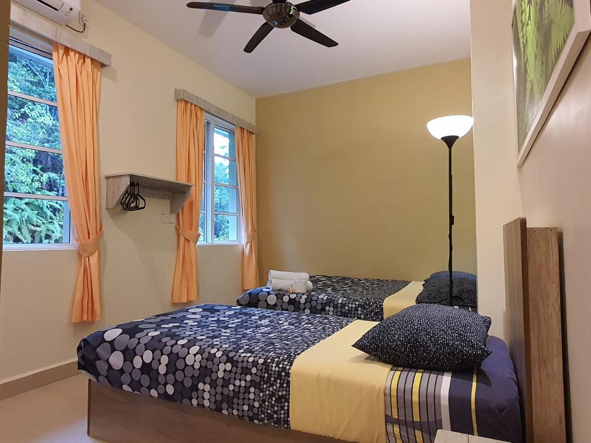 קמרון היילנדס Fathers Guesthouse Bungalow מראה חיצוני תמונה
