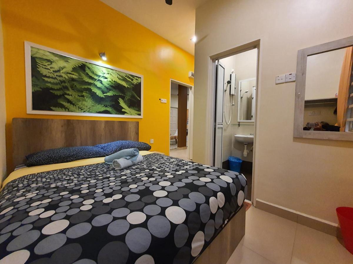 קמרון היילנדס Fathers Guesthouse Bungalow מראה חיצוני תמונה