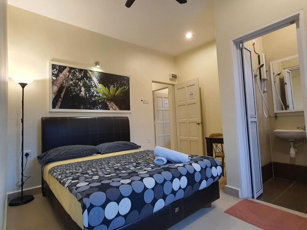 קמרון היילנדס Fathers Guesthouse Bungalow מראה חיצוני תמונה