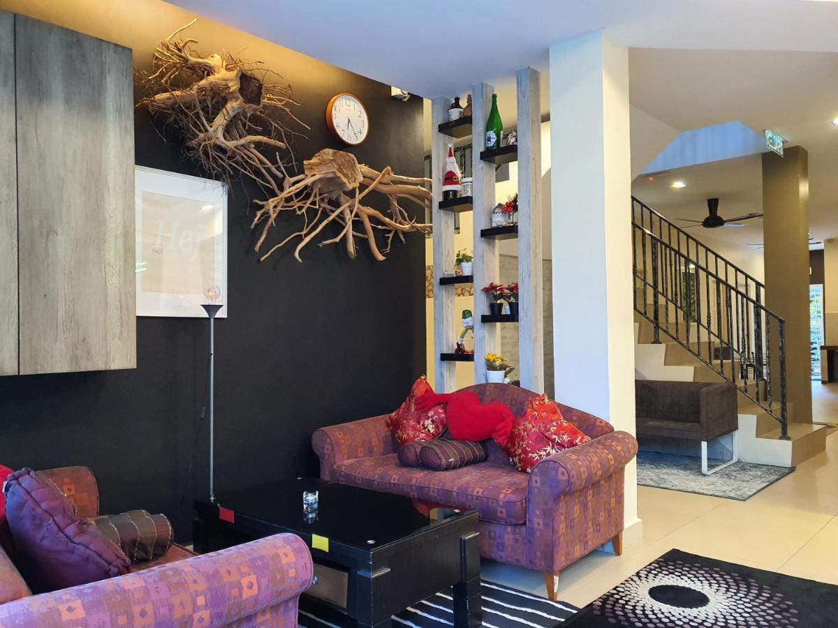 קמרון היילנדס Fathers Guesthouse Bungalow מראה חיצוני תמונה